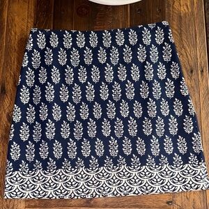 NWOT Talbots Navy and White Leaf Pattern Skirt